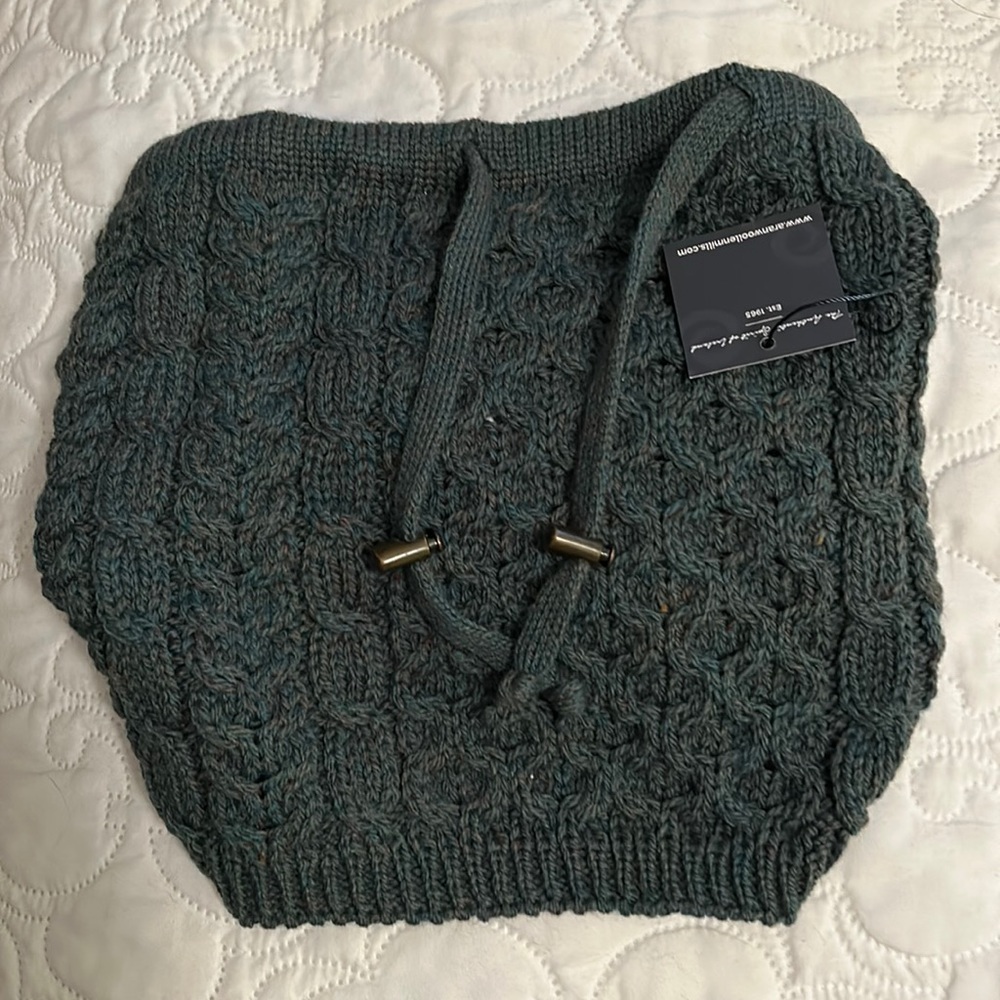 NWT neck warmer